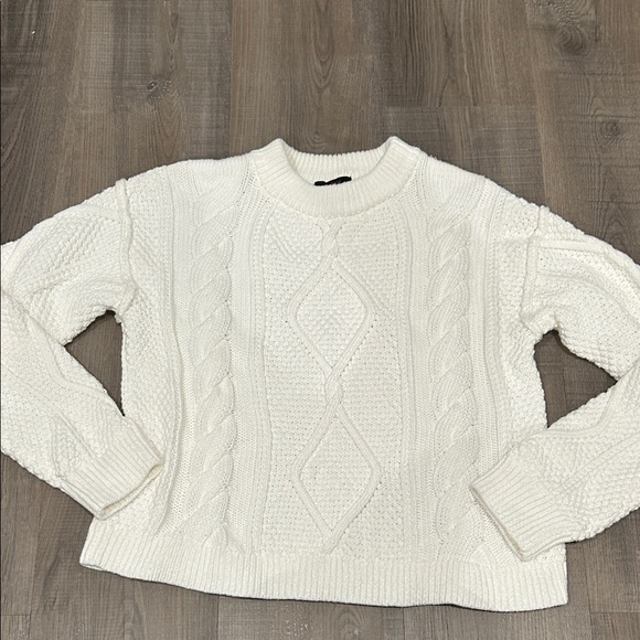 Quince White Cable Knit cotton Sweater - Picture 3 of 10